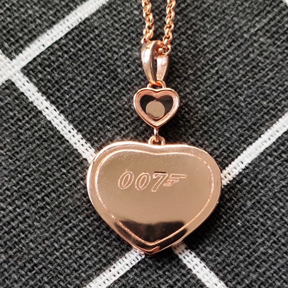 Chopard Rose Gold Heart Pendant Necklace with Pavé Border - Picture 5 of 7